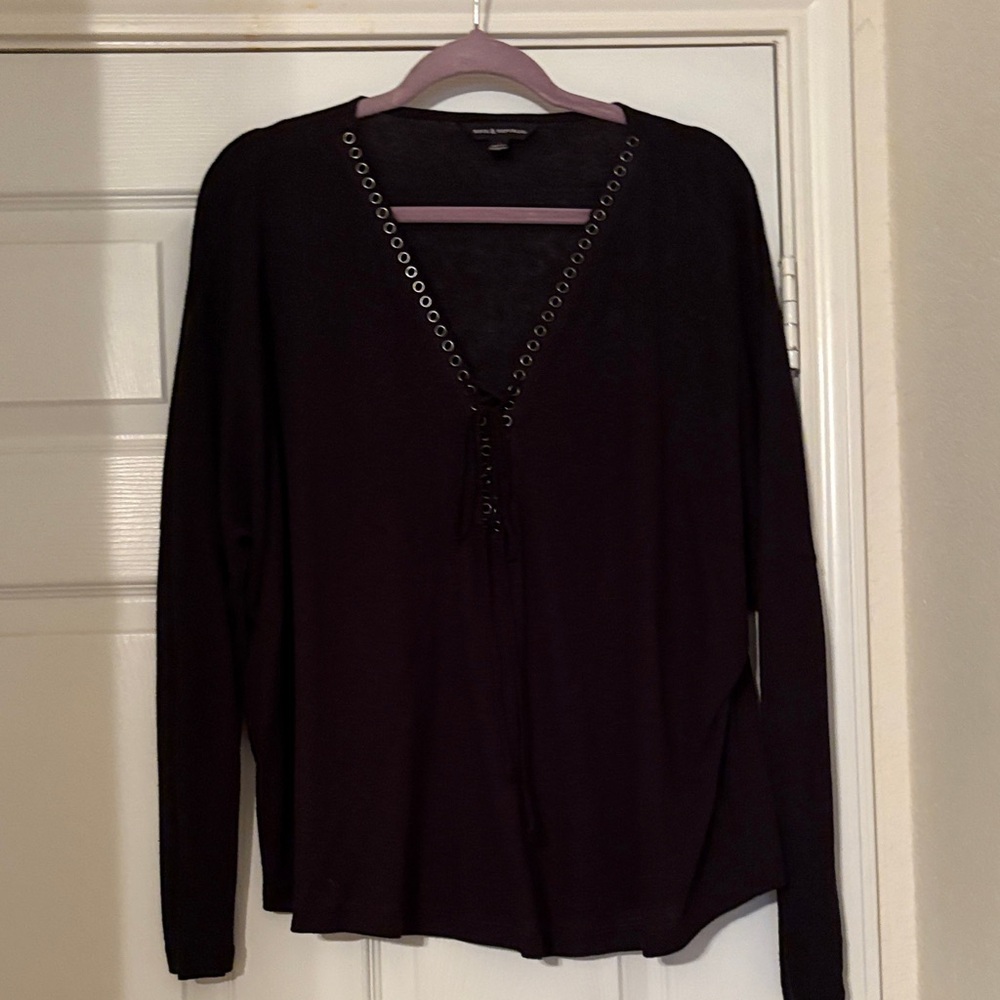 Rock & Republic Black Eyelet V-Neck Blouse